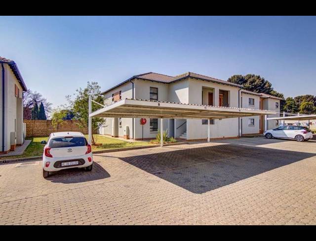 2 BEDROOM APARTMENT FOR SALE IN POMONA AH